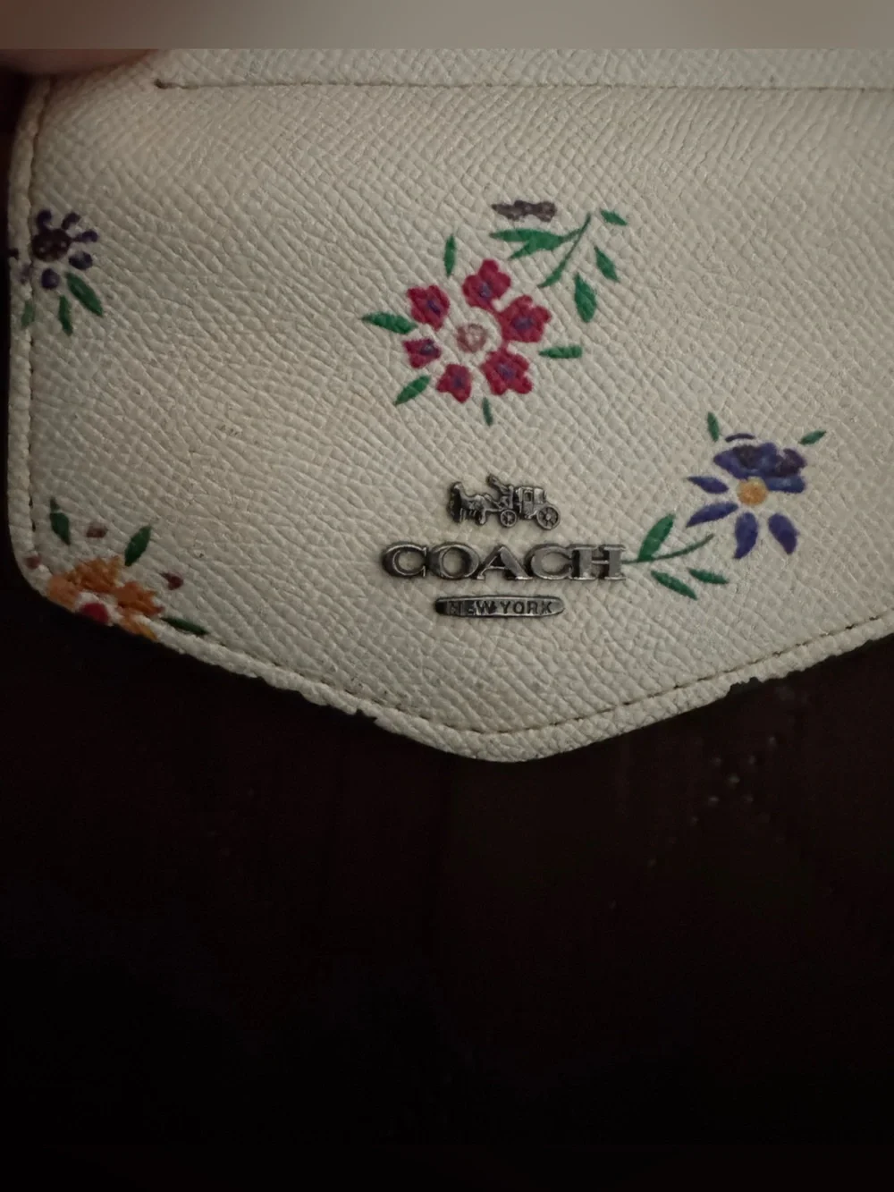 COACH not authentic White Floral Small Wallet – White Floral Print - Picture 1 of 5